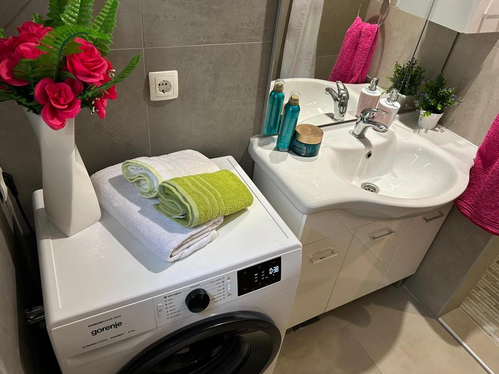 Apartment Blanca With Jacuzzi,Terase And Private Parking Kaštela Exterior foto