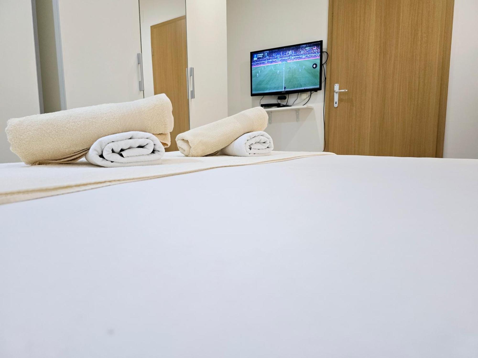 Apartment Blanca With Jacuzzi,Terase And Private Parking Kaštela Exterior foto