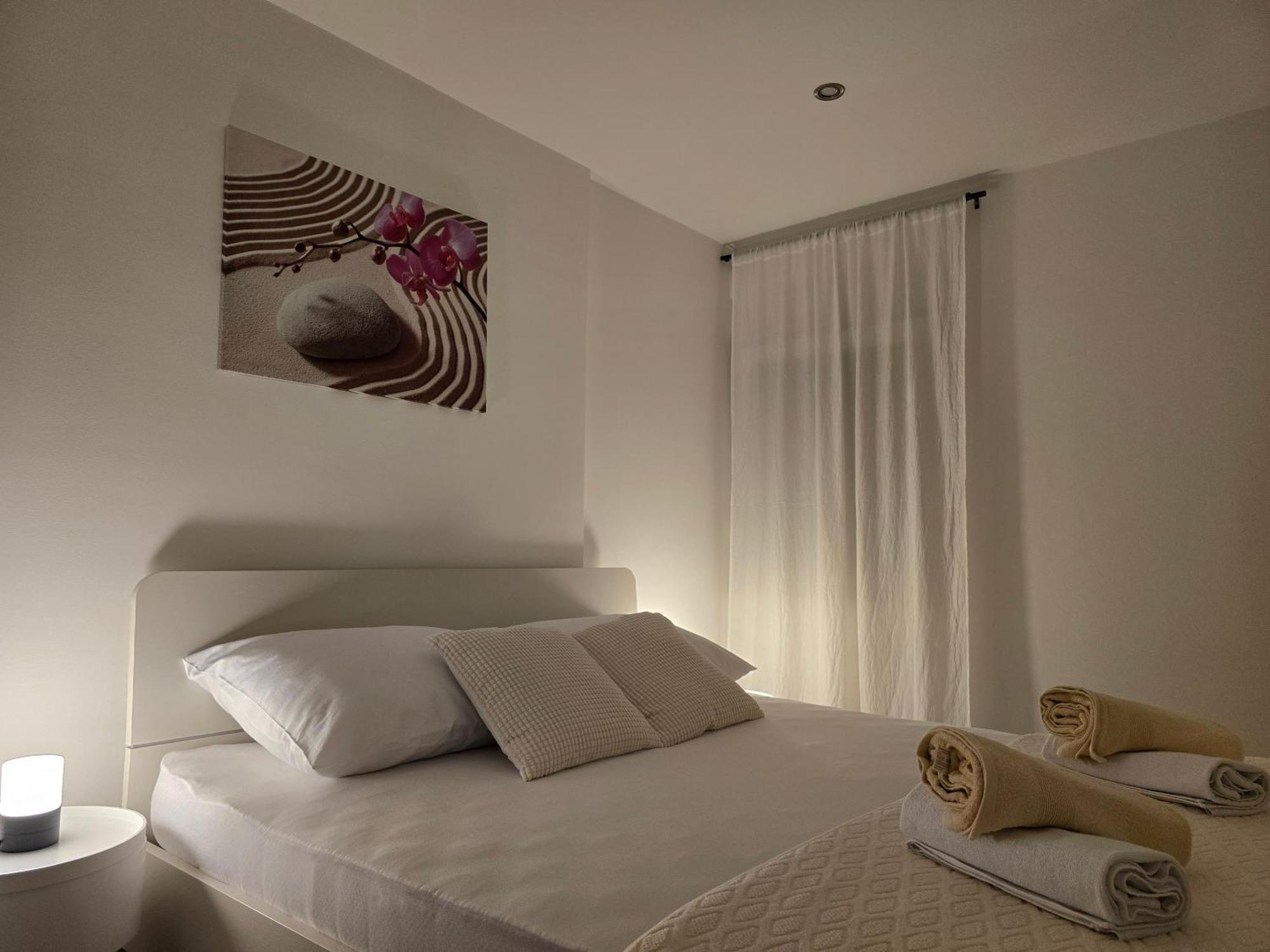 Apartment Blanca With Jacuzzi,Terase And Private Parking Kaštela Exterior foto