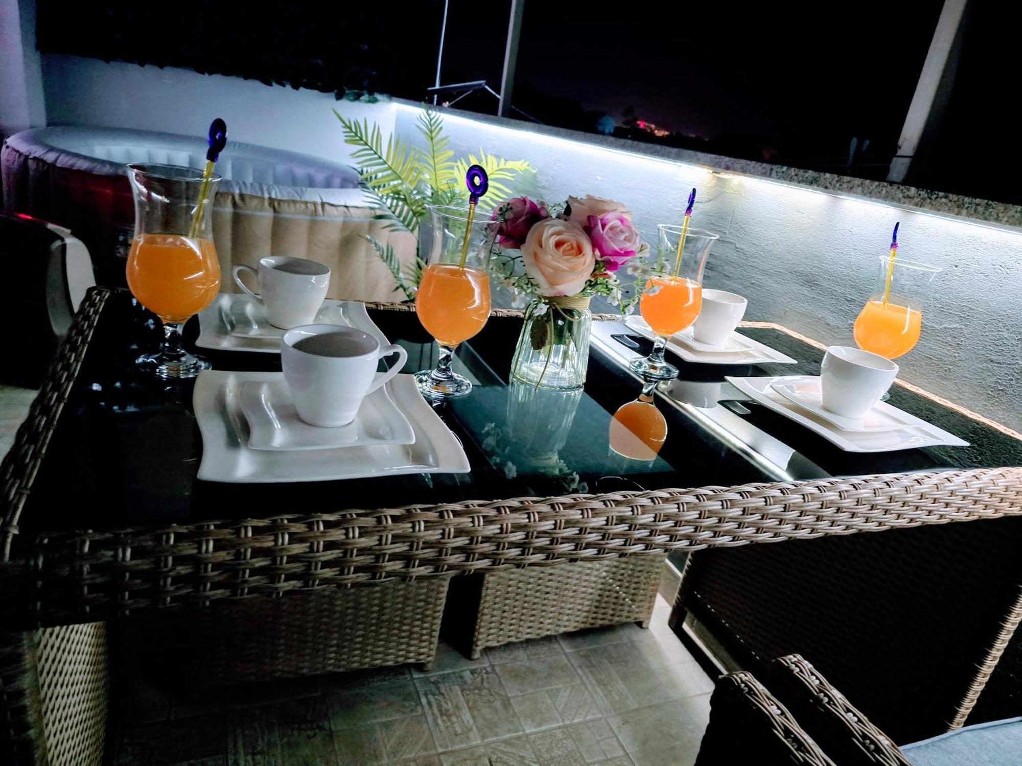 Apartment Blanca With Jacuzzi,Terase And Private Parking Kaštela Exterior foto